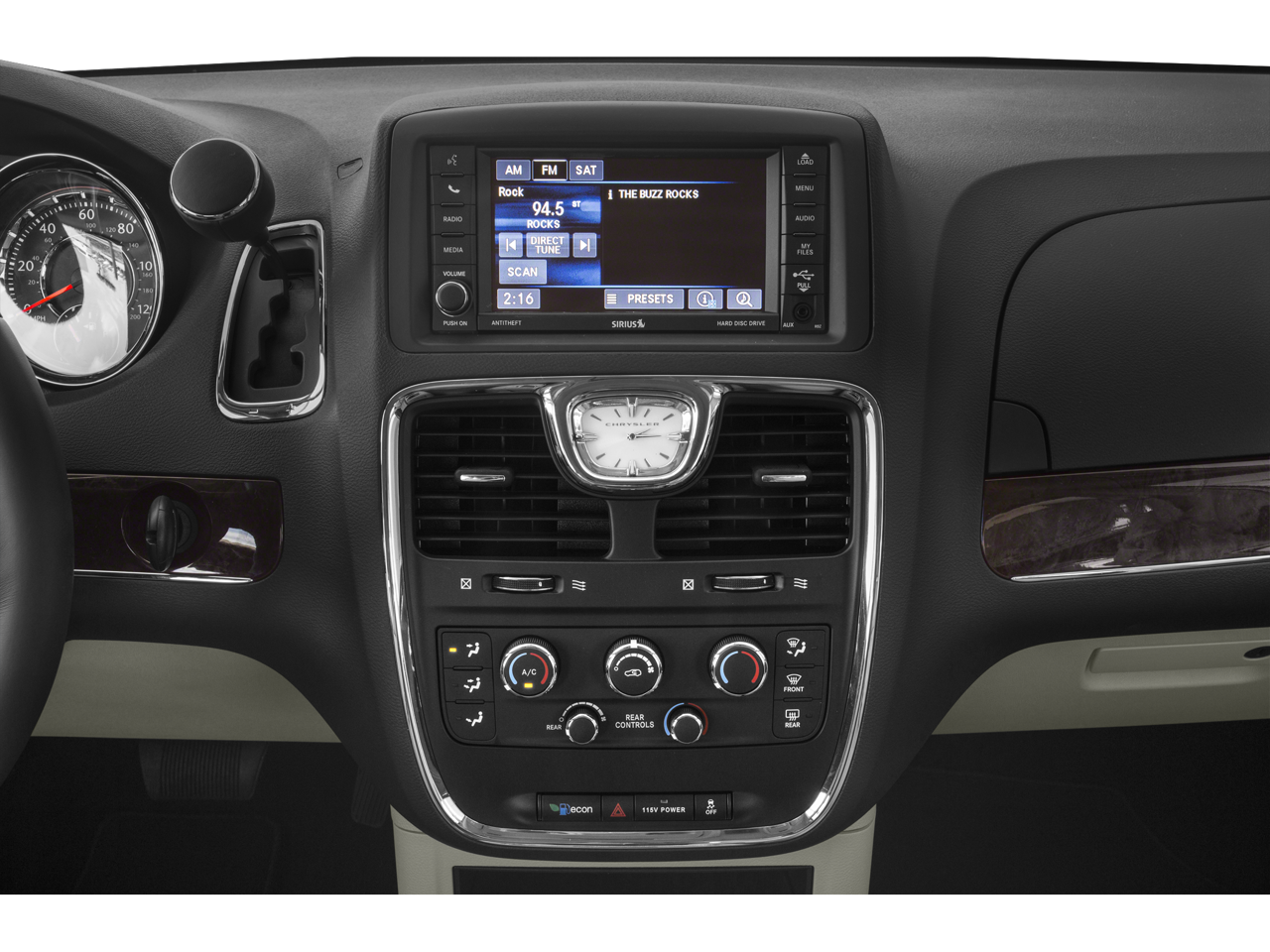2015 Chrysler Town and Country Touring