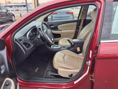 2011 Chrysler 200 Limited