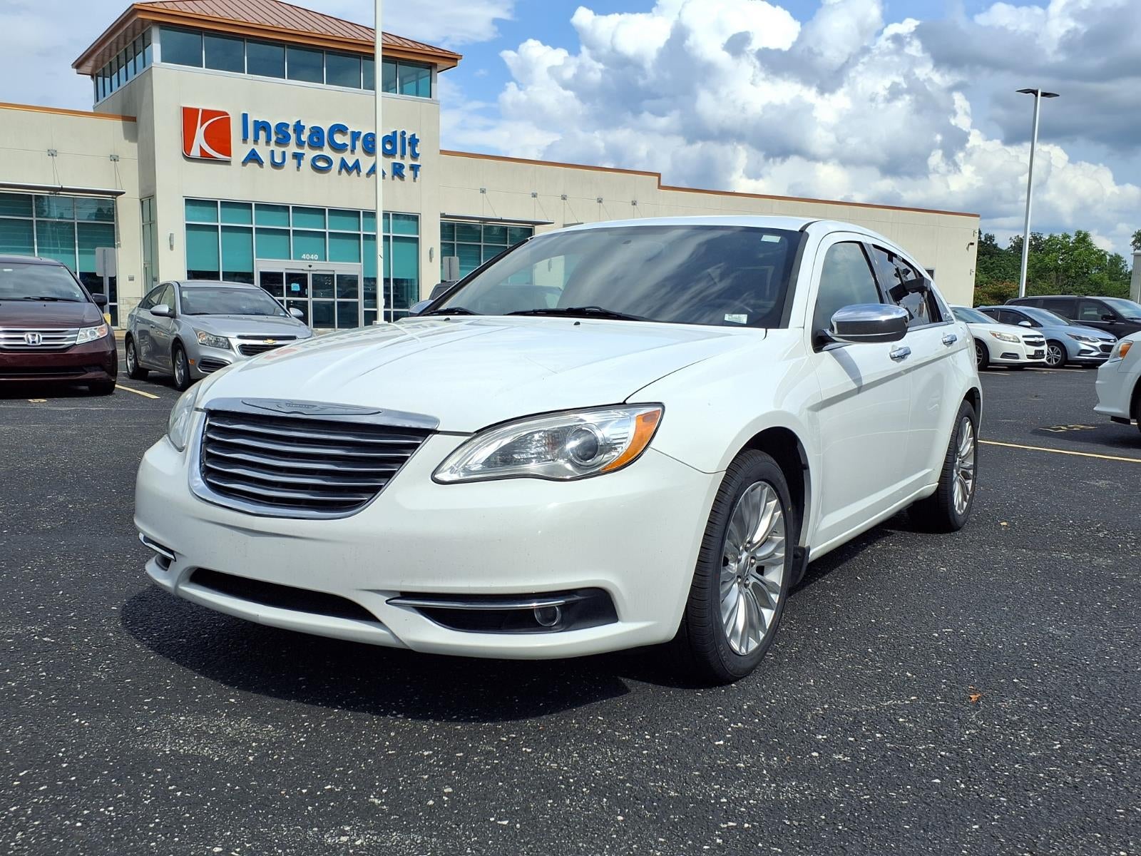 2011 Chrysler 200 Limited