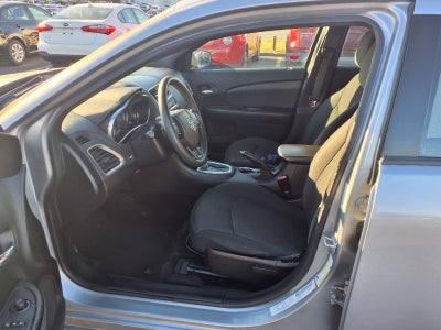 2014 Dodge Avenger SE