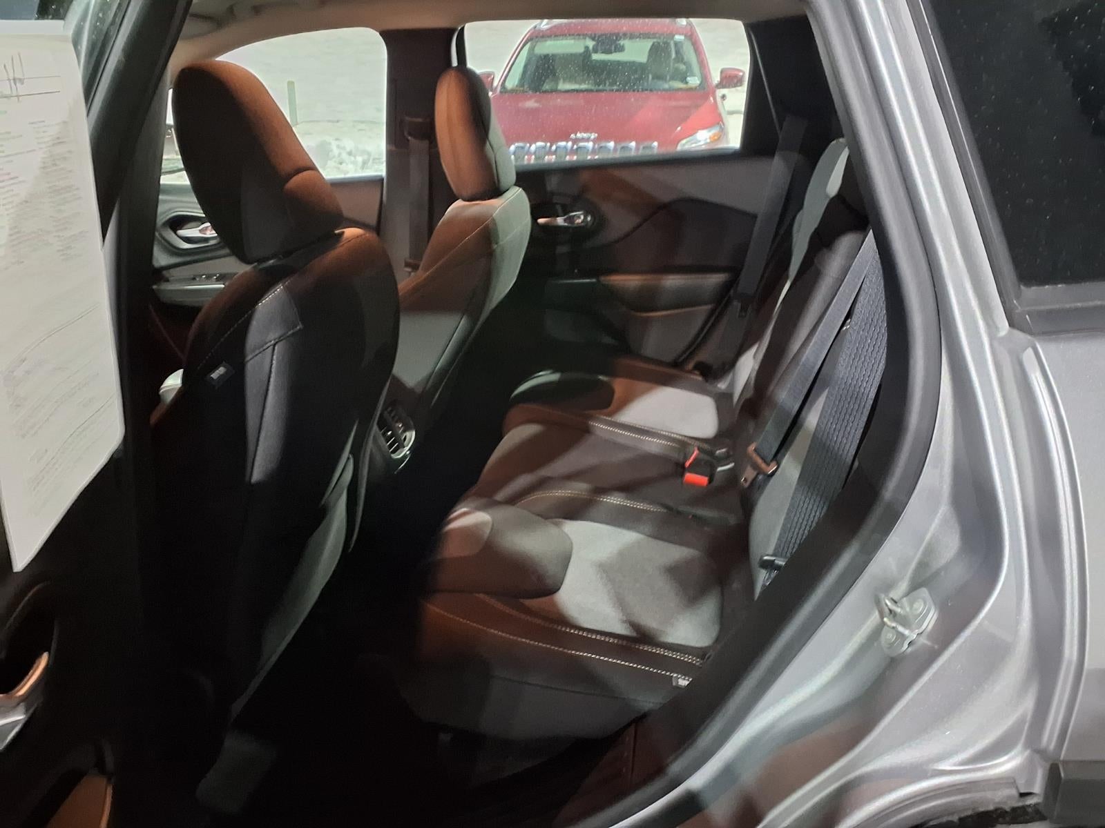 2016 Jeep Cherokee Sport