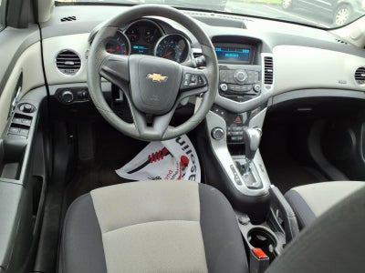 2013 Chevrolet Cruze LS Auto