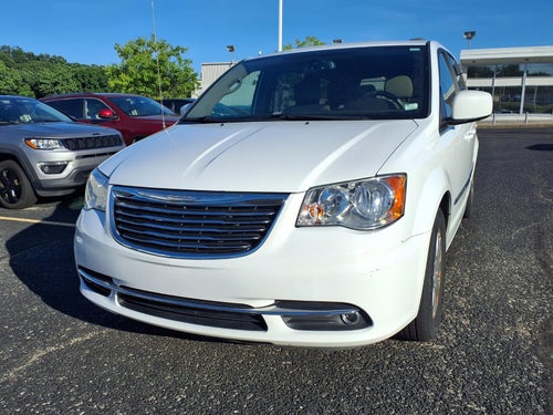 2016 Chrysler Town and Country Touring