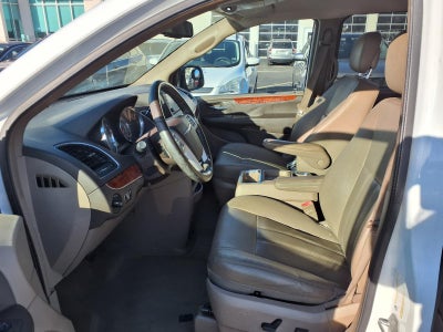 2016 Chrysler Town and Country Touring