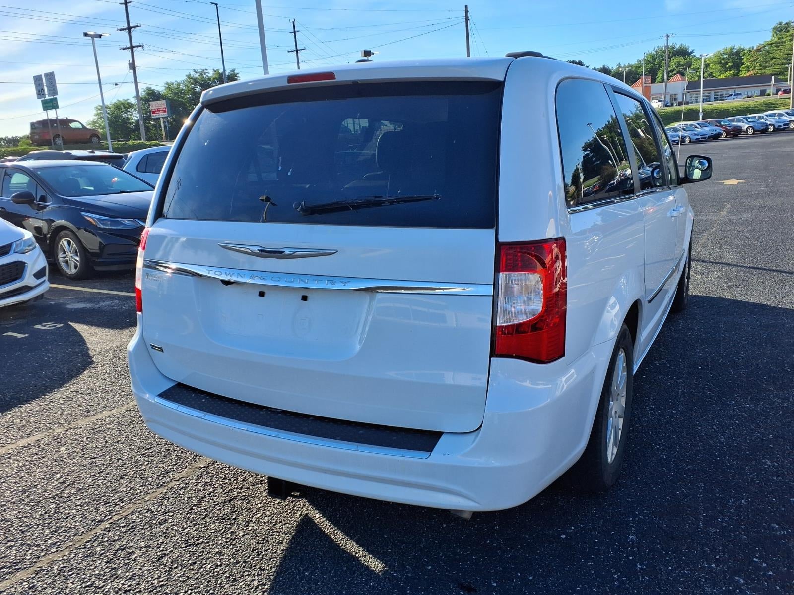 2016 Chrysler Town and Country Touring