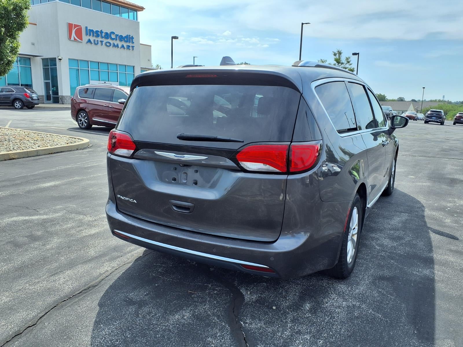 2018 Chrysler Pacifica Touring L