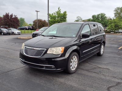 2013 Chrysler Town and Country Touring