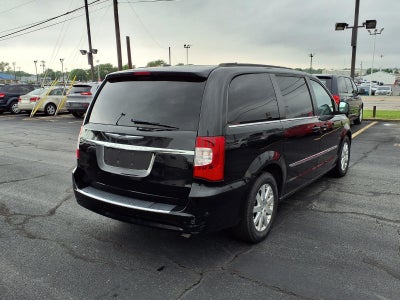 2013 Chrysler Town and Country Touring