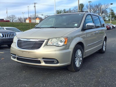 2014 Chrysler Town and Country Limited