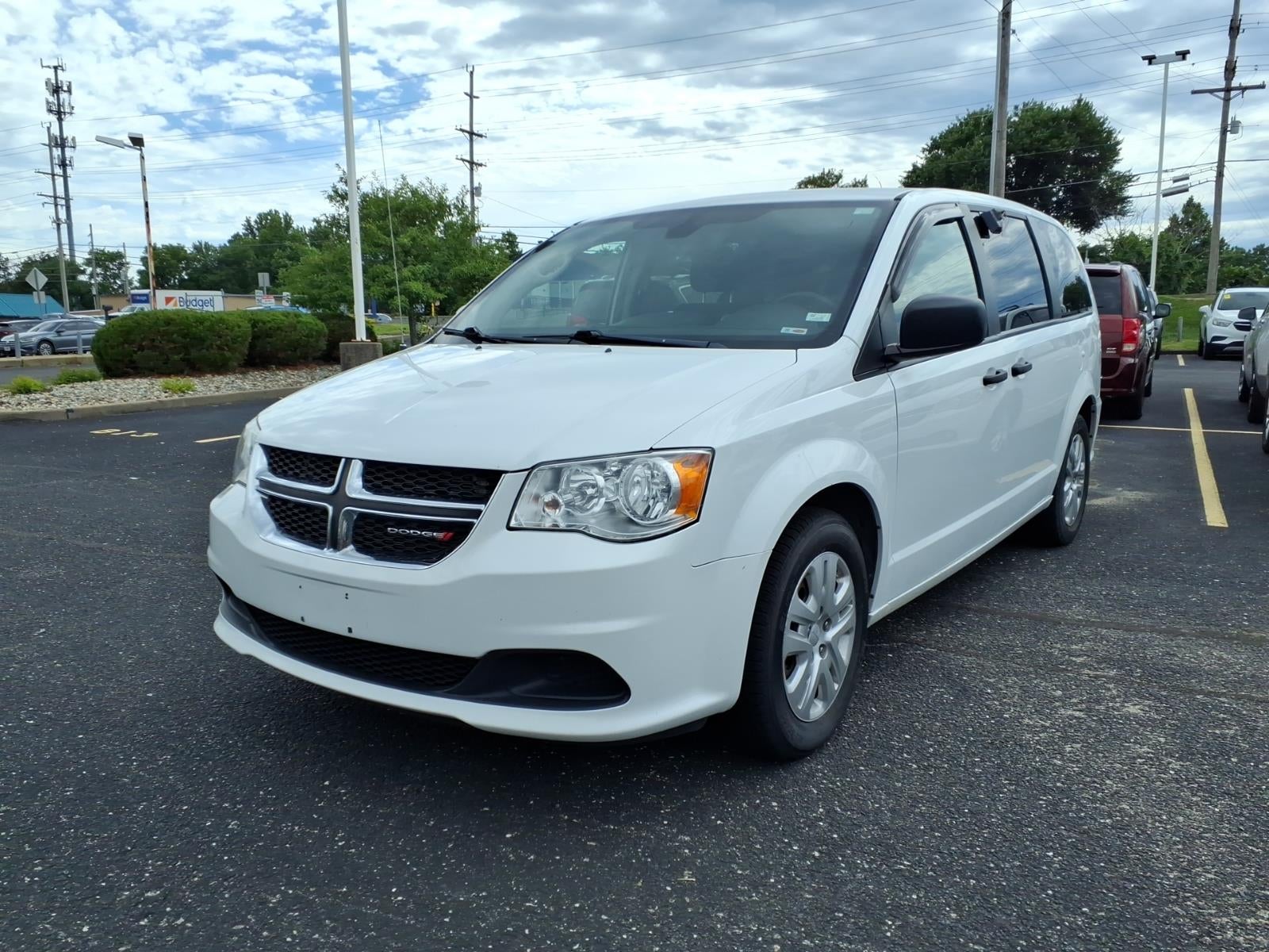 2019 Dodge Grand Caravan SE's photo