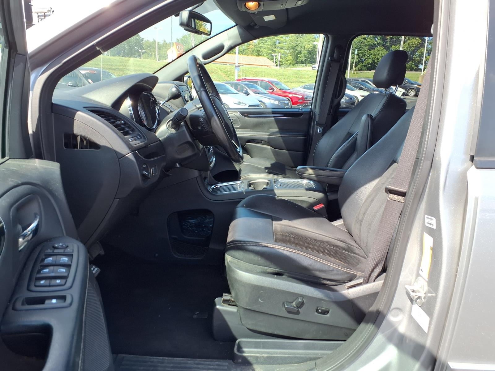 2016 Dodge Grand Caravan SXT Plus