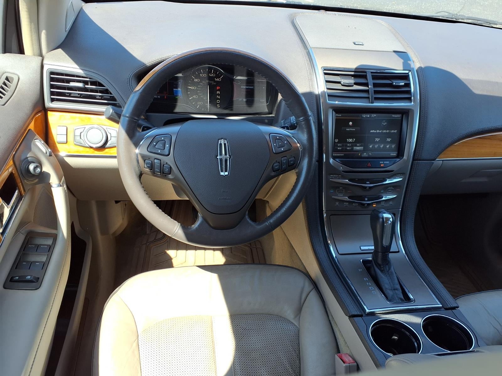 2014 Lincoln MKX Base