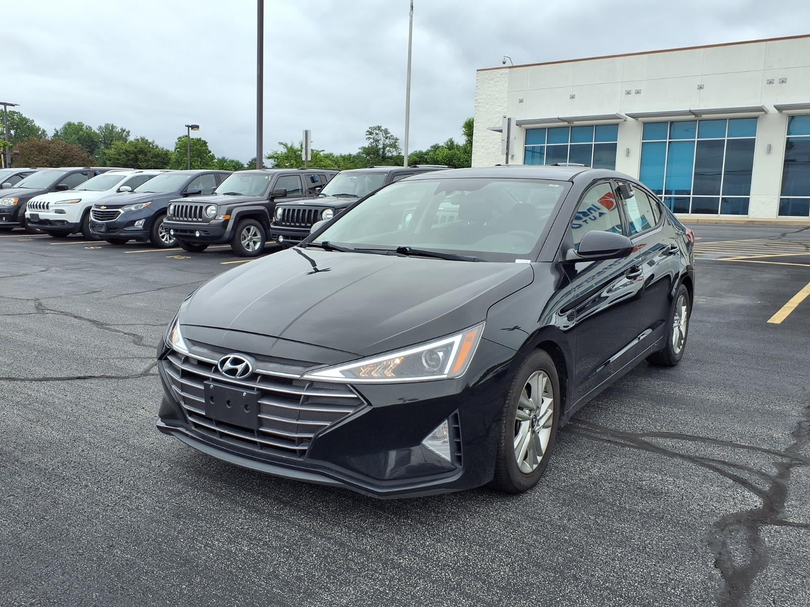2019 Hyundai ELANTRA SEL