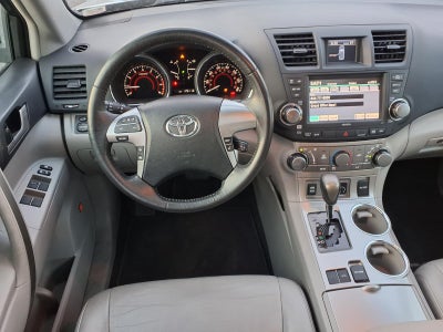 2012 Toyota Highlander Base
