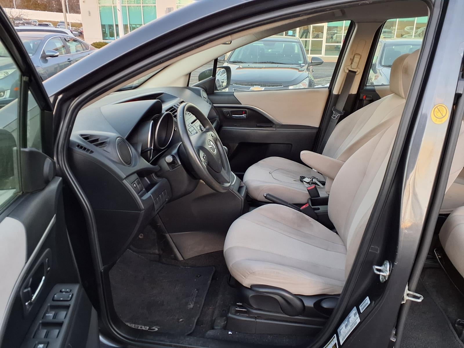 2015 Mazda Mazda5 Sport