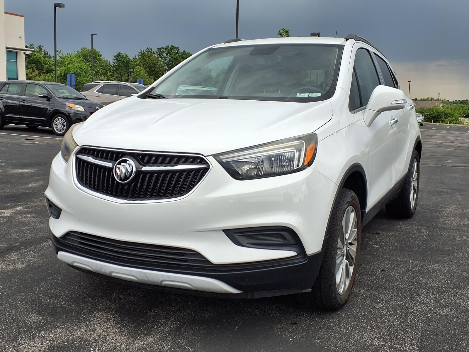 2017 Buick Encore Preferred's photo