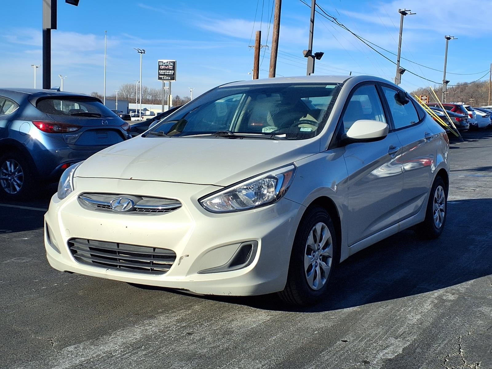 2017 Hyundai ACCENT SE