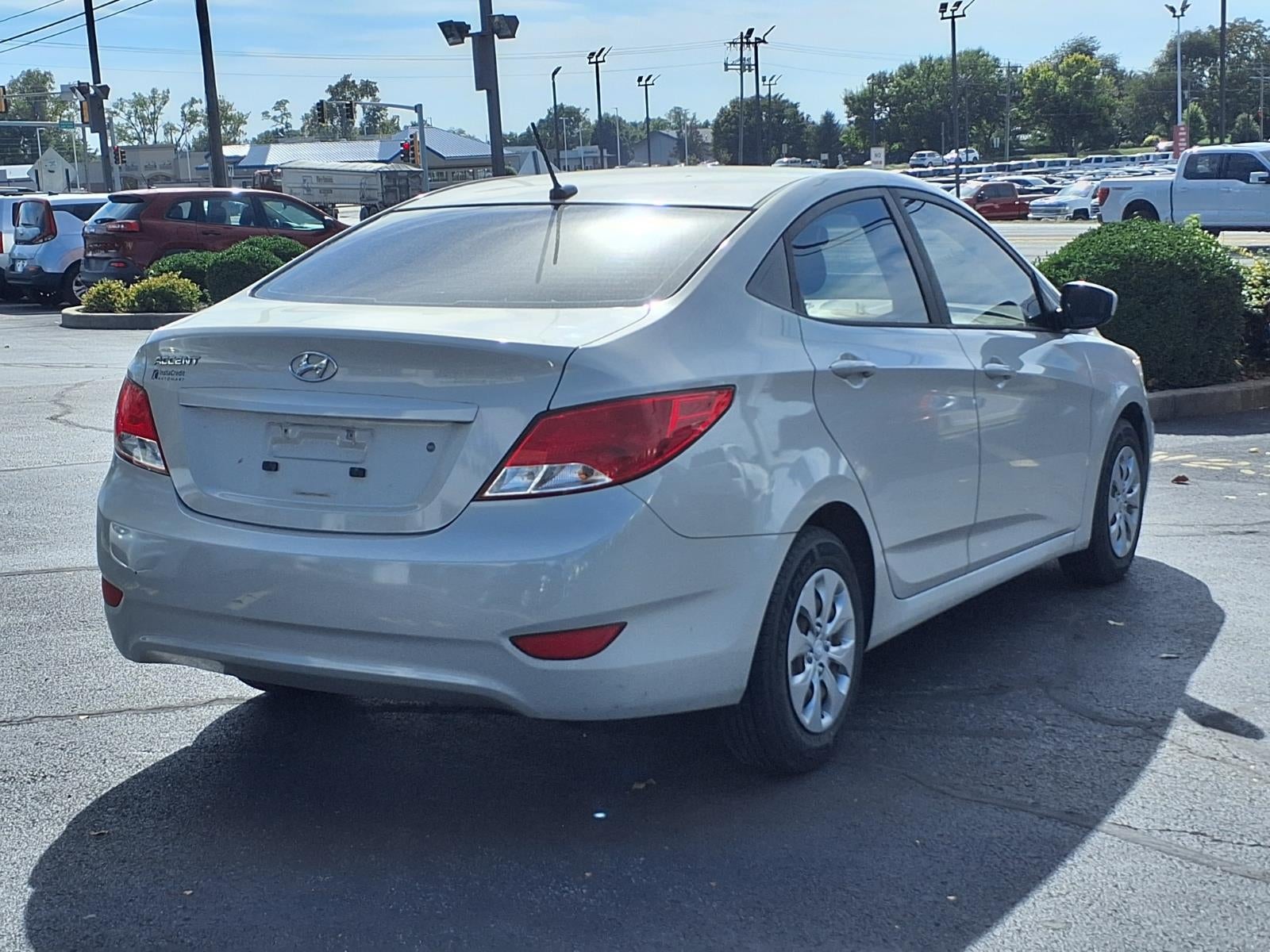 2016 Hyundai ACCENT SE