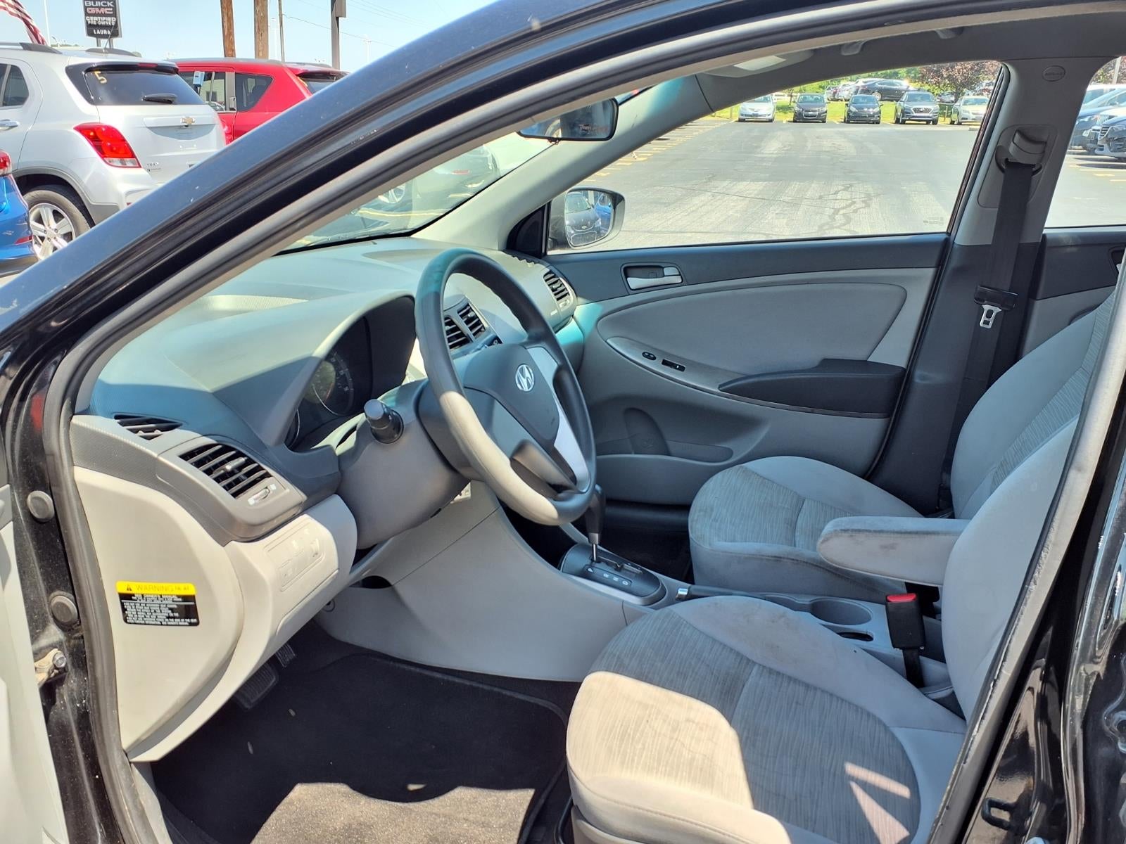 2017 Hyundai ACCENT SE