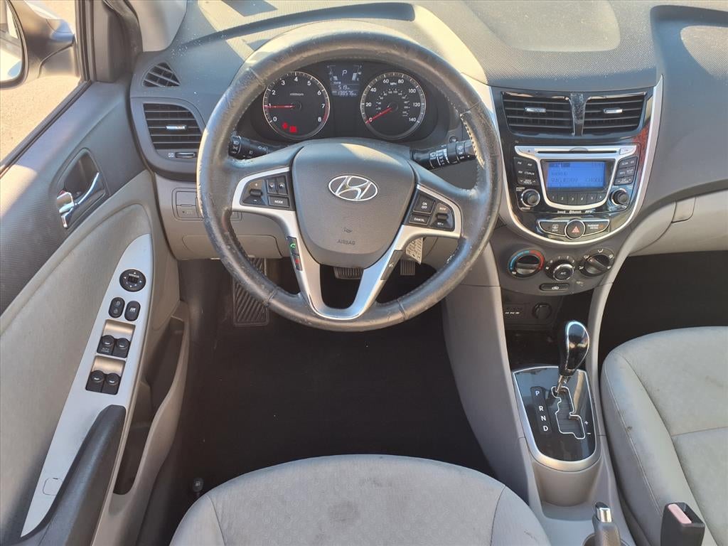 2012 Hyundai ACCENT SE