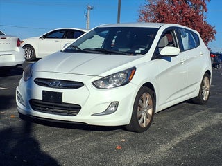 2012 Hyundai ACCENT SE