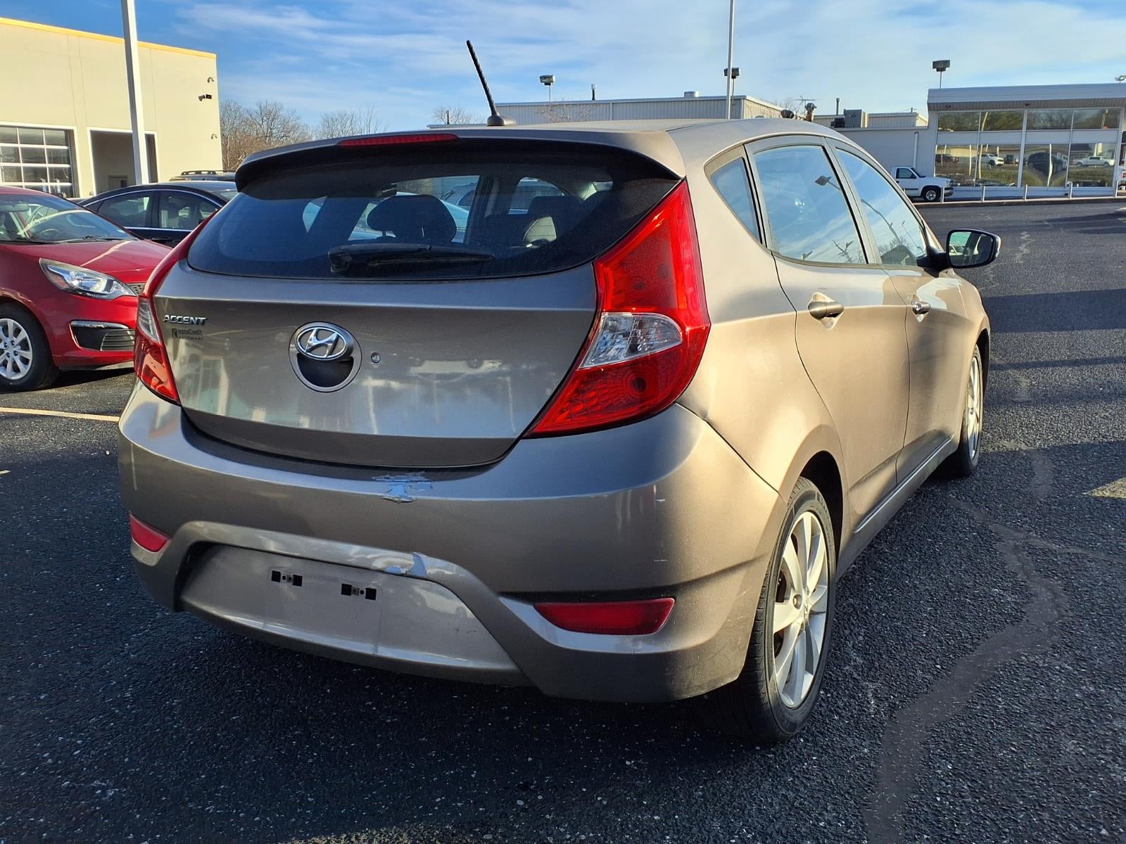 2014 Hyundai ACCENT SE