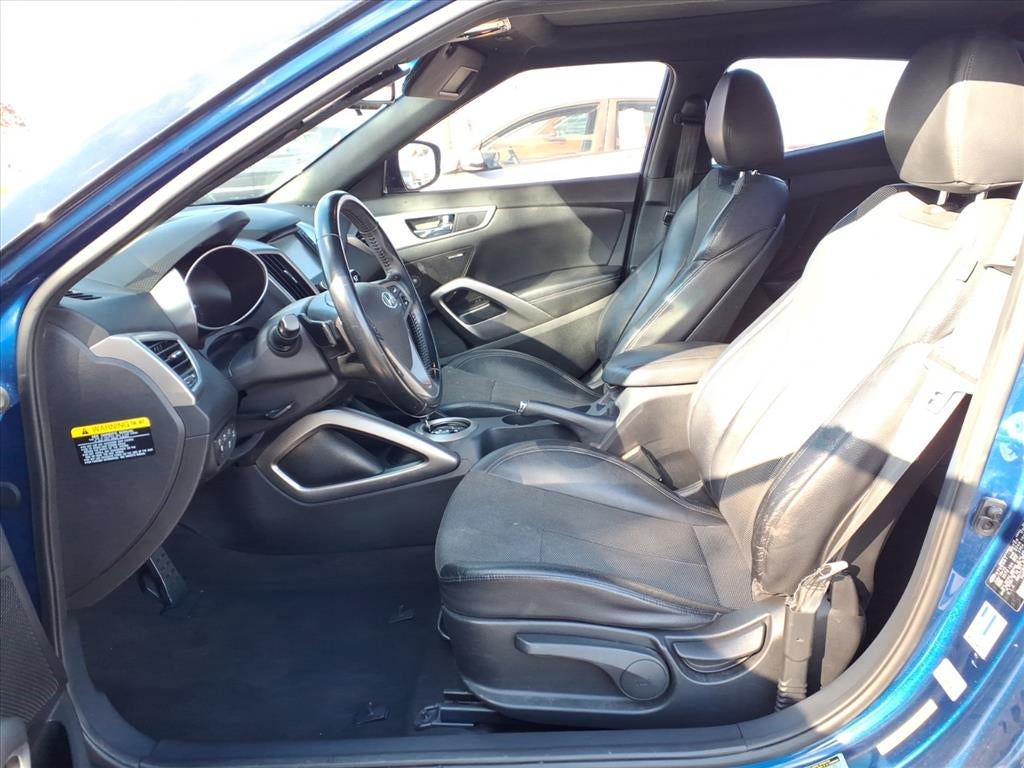 2016 Hyundai VELOSTER Base