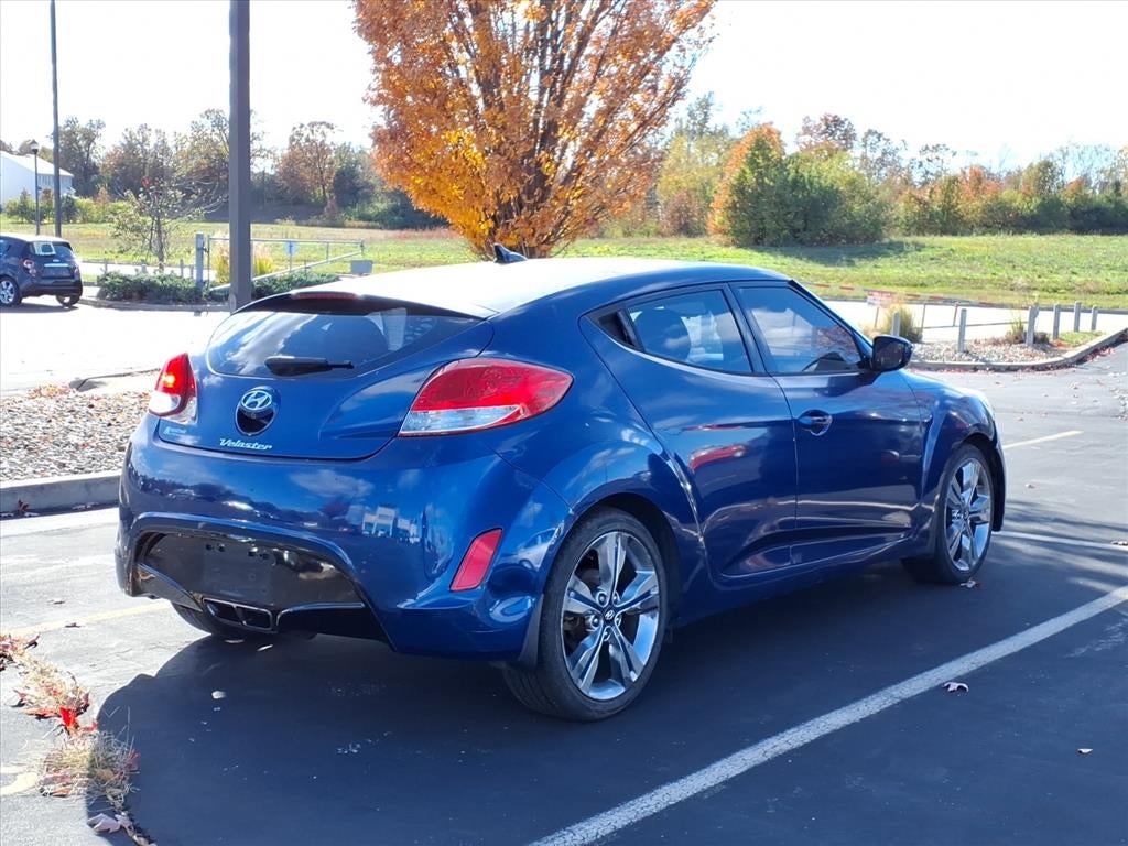 2016 Hyundai VELOSTER Base
