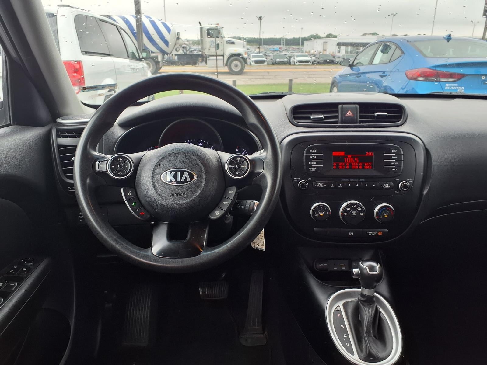 2016 Kia Soul Base